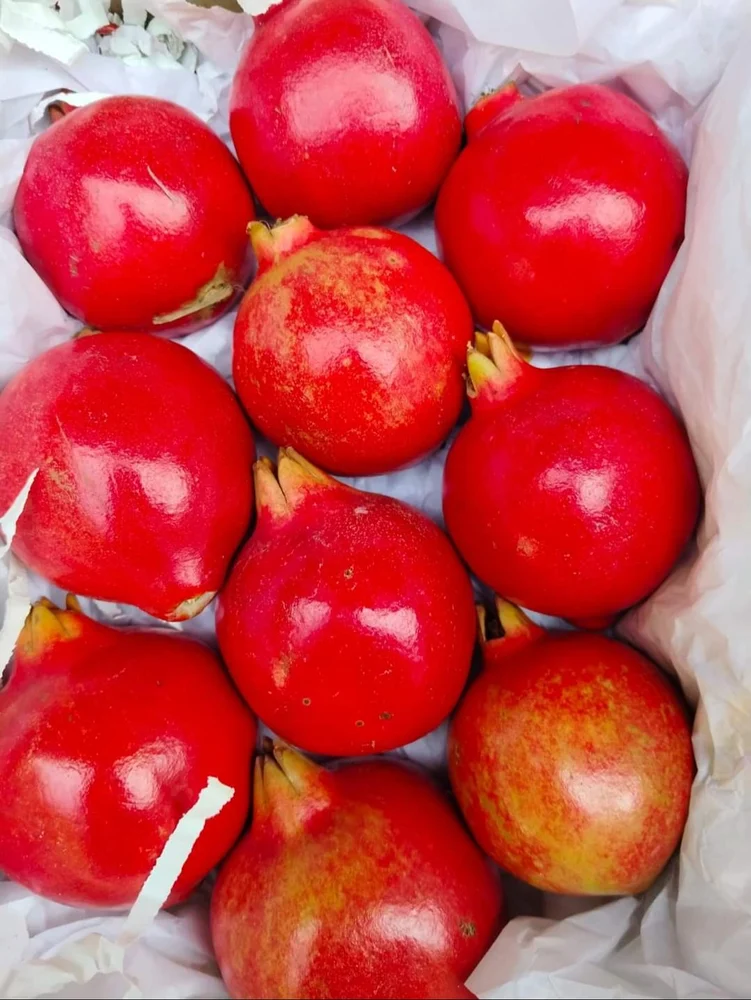 fresh-pomegranate